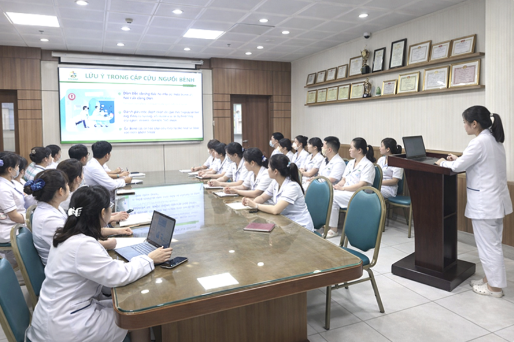 Đào tạo điều dưỡng ngoại khoa chuyên sâu sẵn sàng phục vụ người bệnh tại Cơ sở 2